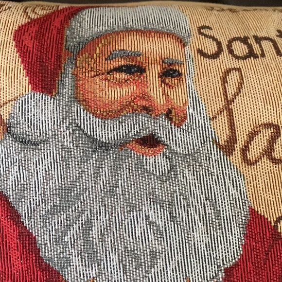 Santa Pillow - Picture 3 of 8
